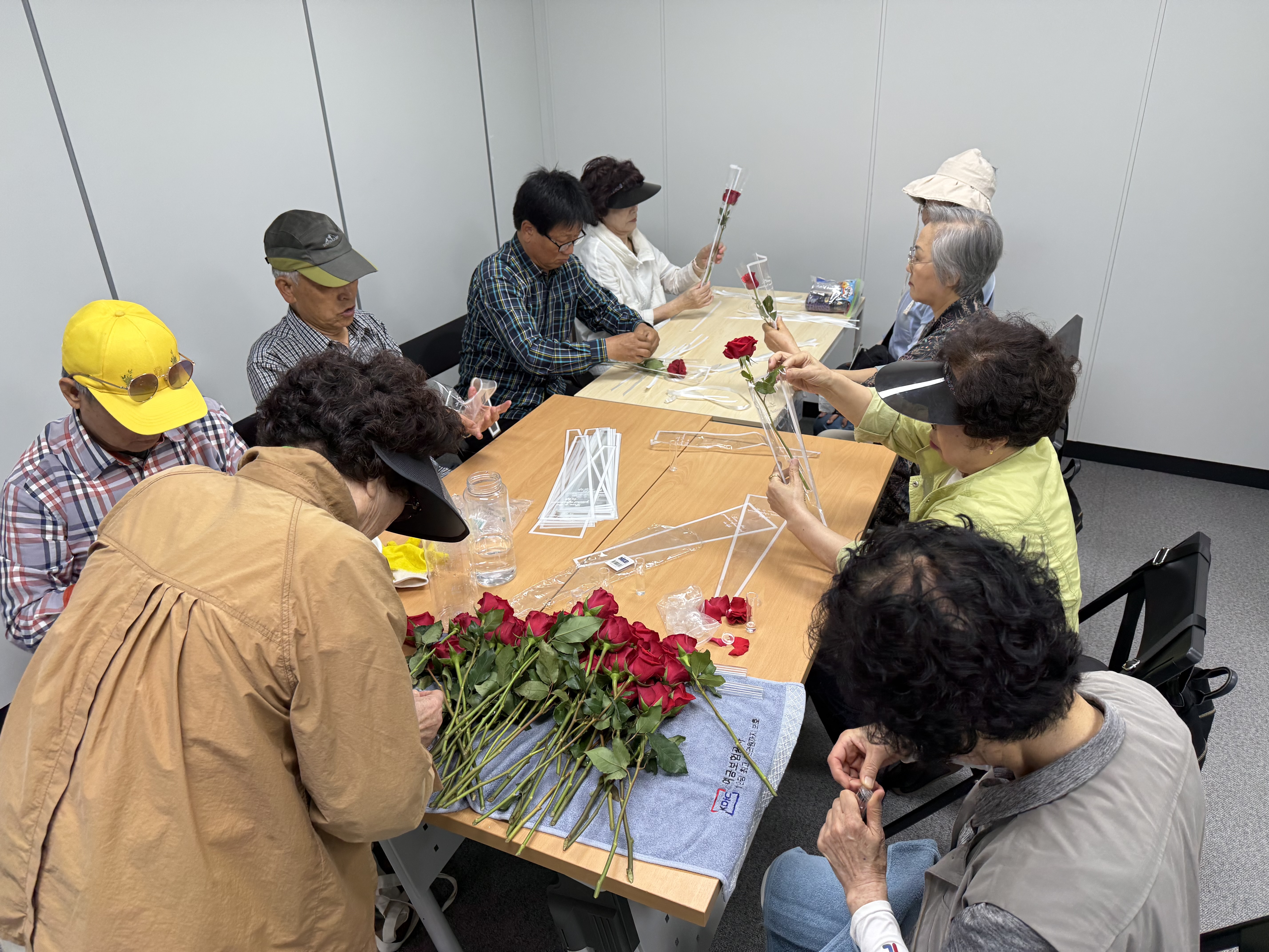 [노인자봉] 따스미봉사단 성년의날 캠페인 진행#3