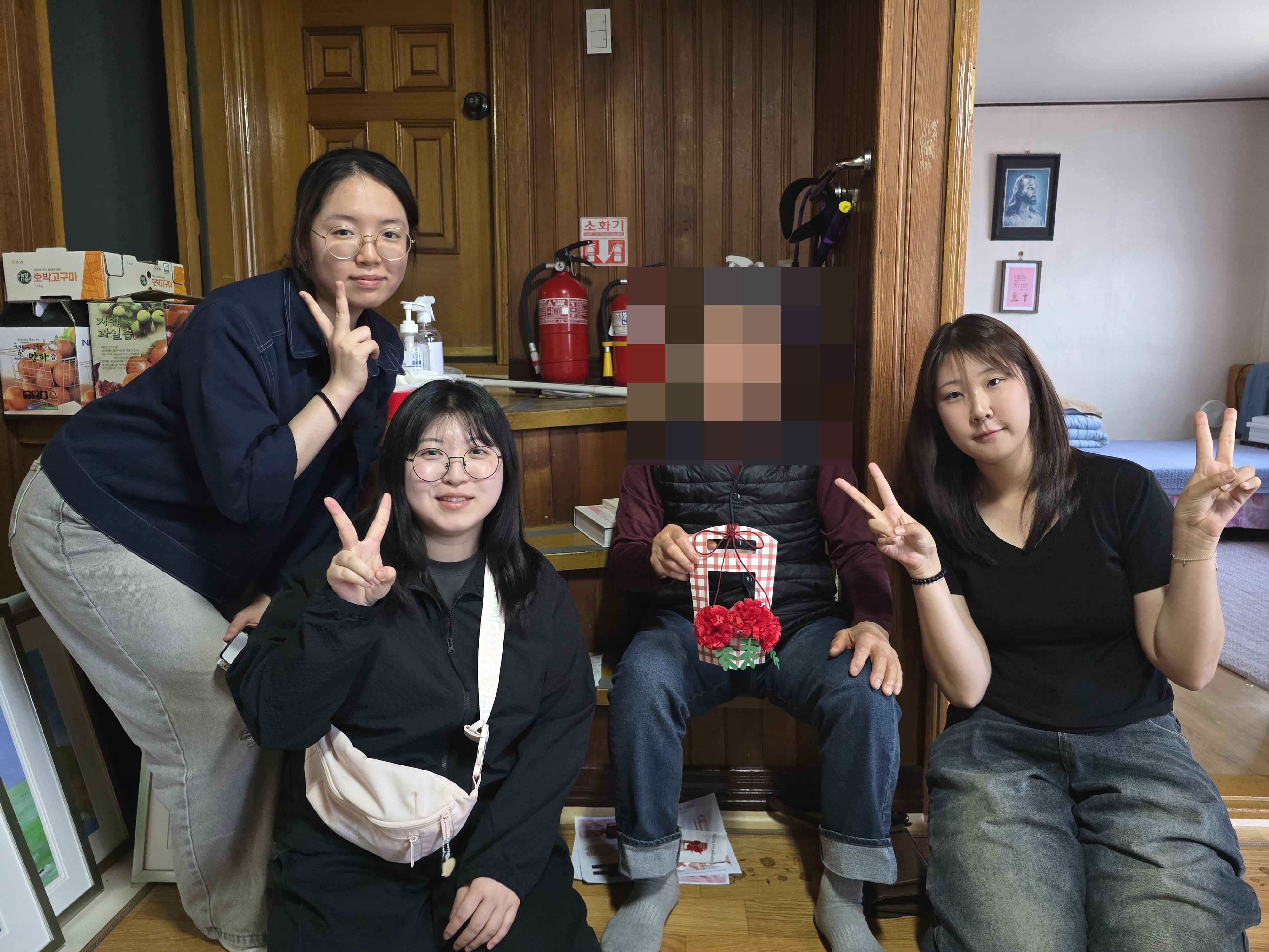 [취약노인지원] 어버이날 맞이 ＇세대 방문 프로그램＇ 진행#1