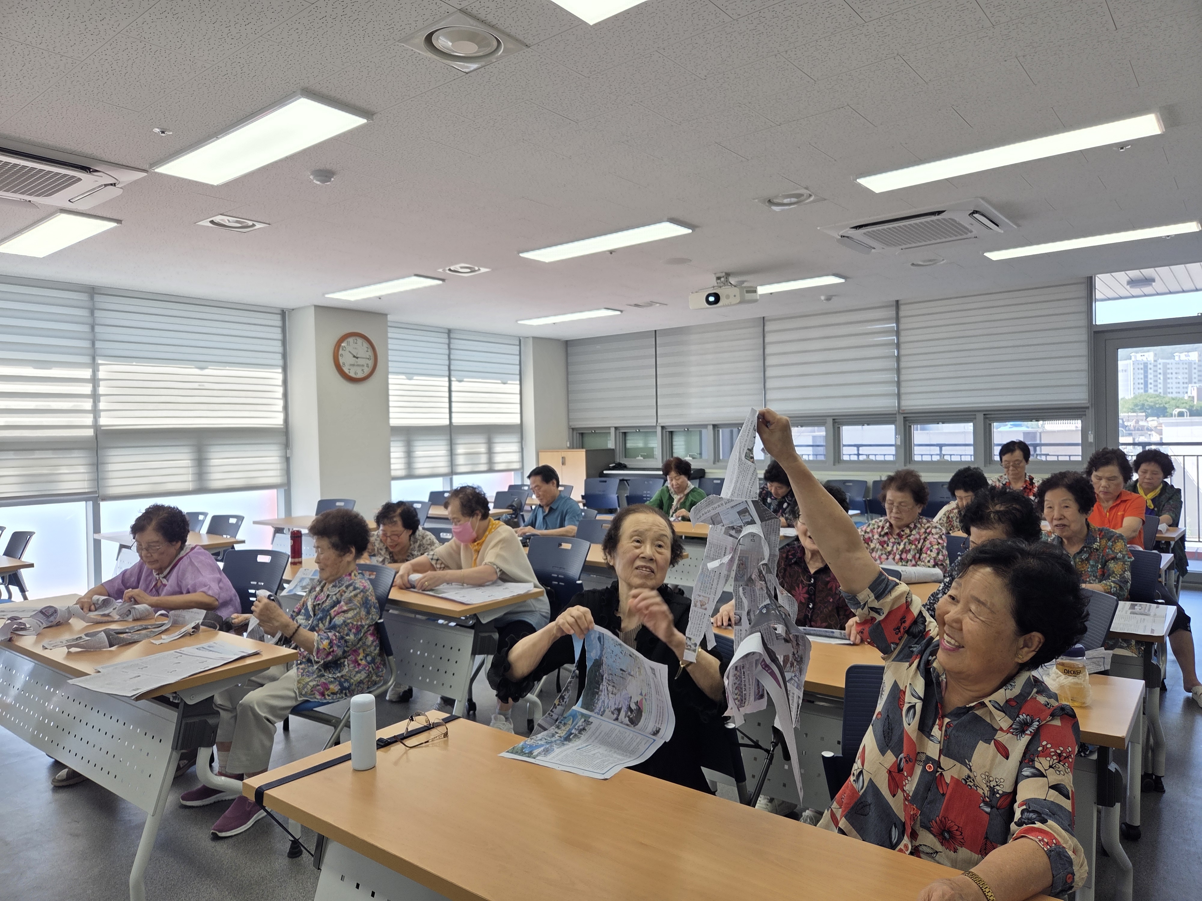 [사업안내] 치매예방프로그램 ＇기억을 잇다＇#3