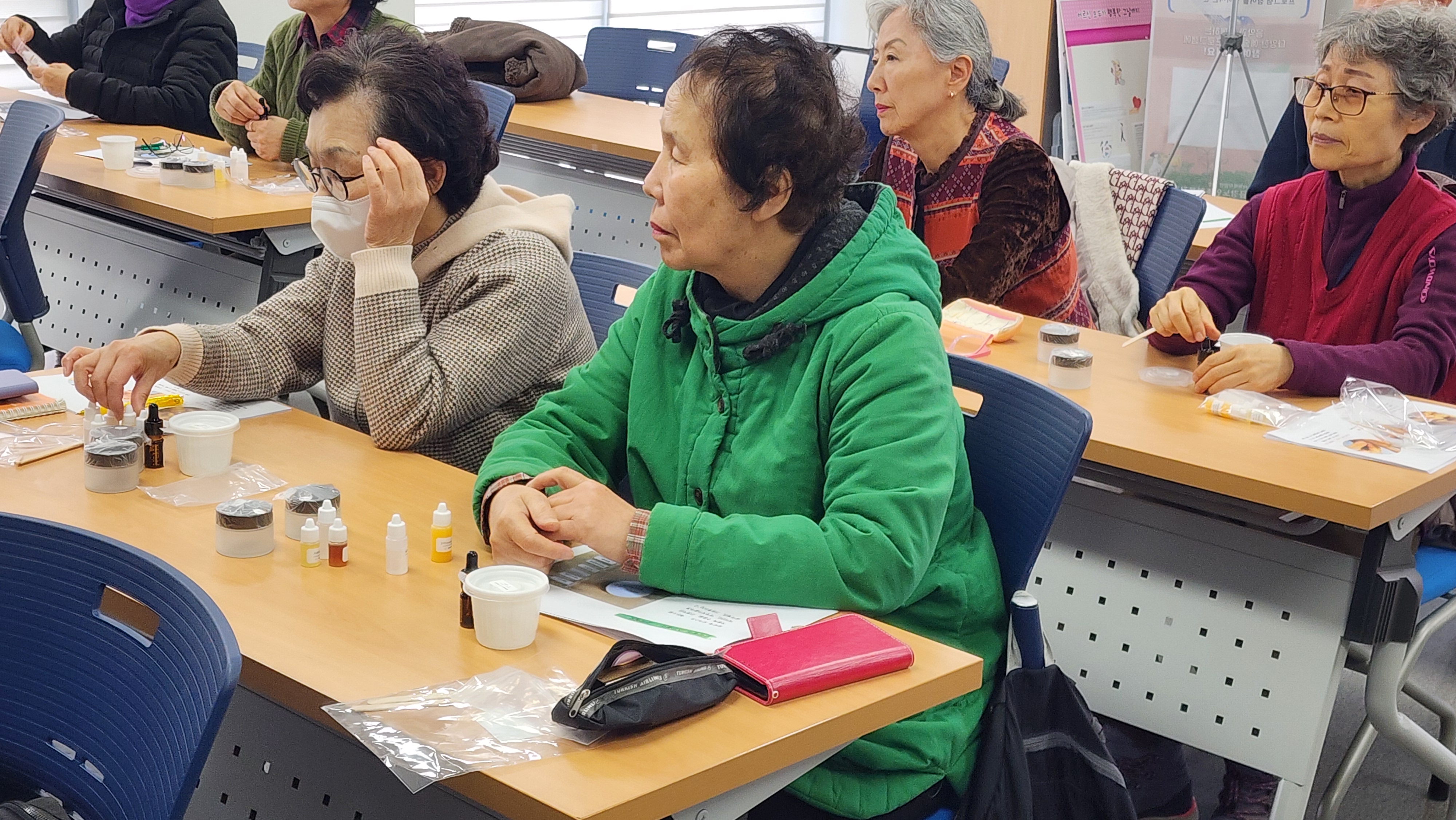 [공동모금회지원] 창원시 거주 롱코비드(Long COVID-19)경험 노인 자조집단 회복 역량강화를 위한 “위드-업 (With-Up)”#4